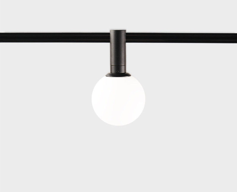 Светильник на шине ITALLINE IT010-4021 black 3000K