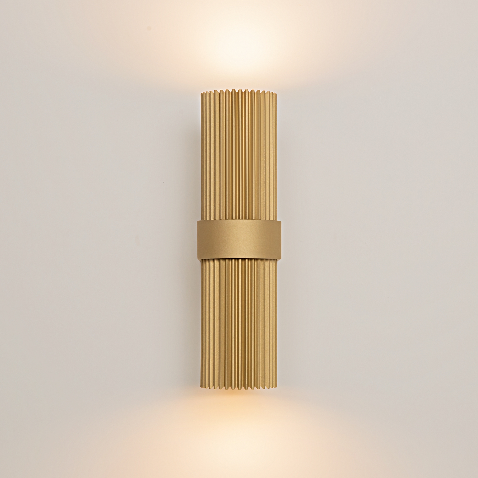 Настенный светильник (бра) Maytoni MOD326WL-02MG