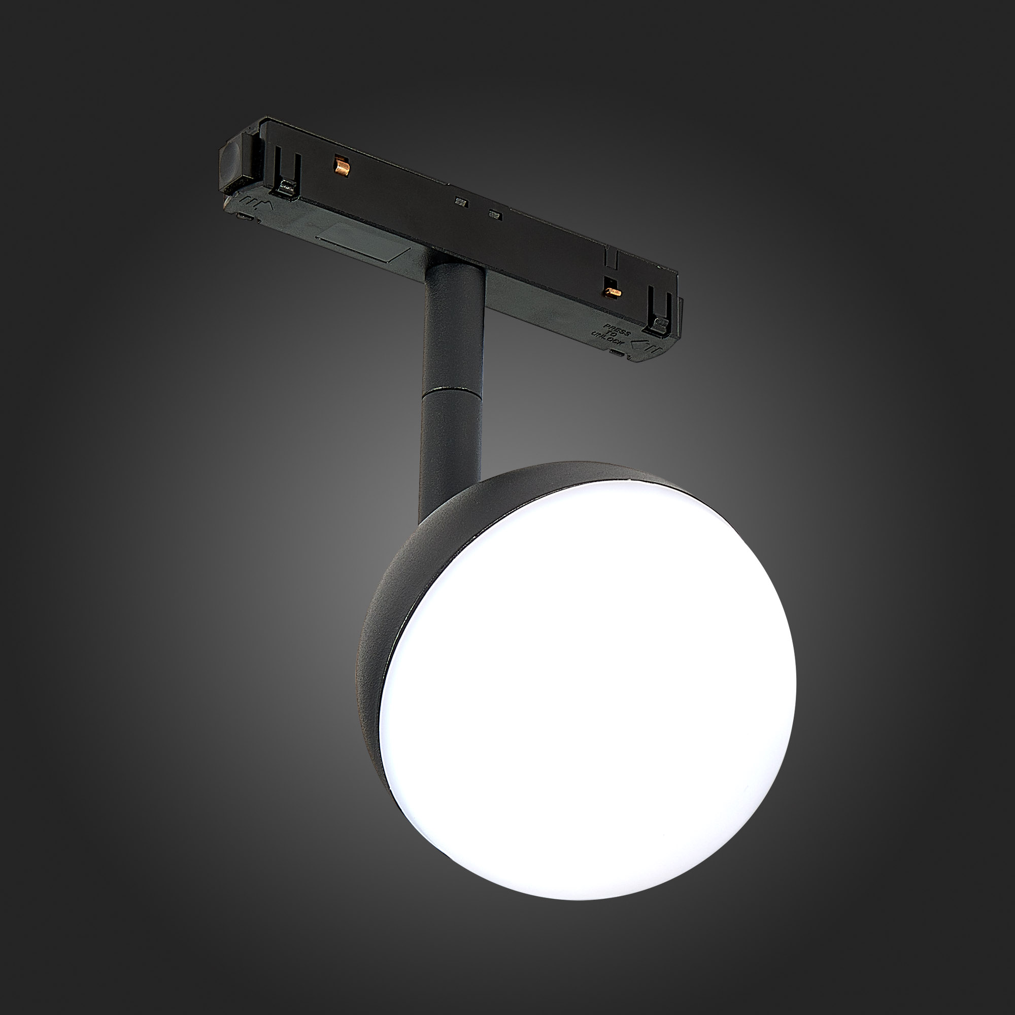 ST358.436.07 Магнитный трековый светильник Черный LED 1*7W 3000K 520Lm Ra>80 120° IP20 L120xW90xH192 SKYLINE 48
