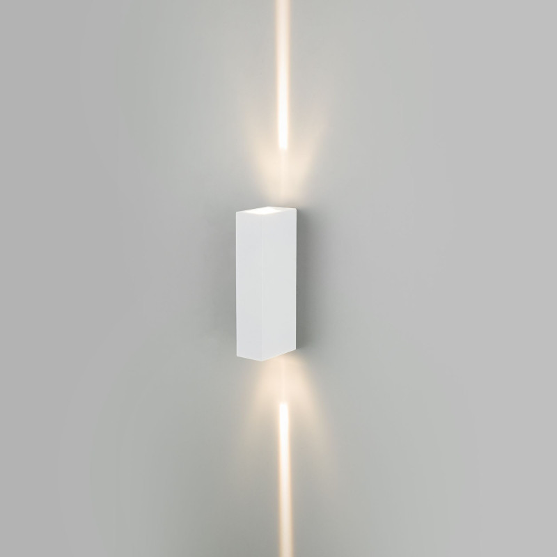 Светильник настенный Elektrostandard Blaze LED белый (35136/W)