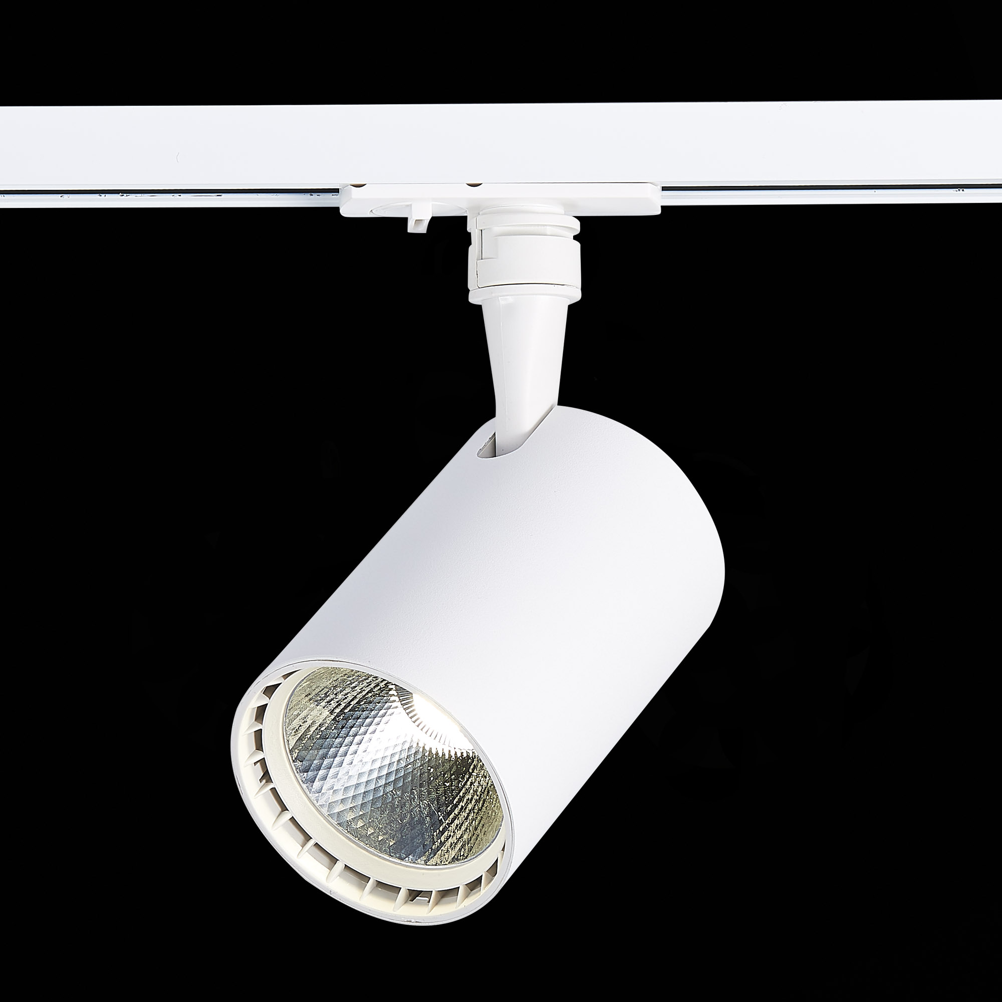 ST351.546.15.24 Св-к трек. Белый LED 1*15W 4000K 1 350Lm Ra?80 24° IP20 L118xW78xH174 100-240V BASE