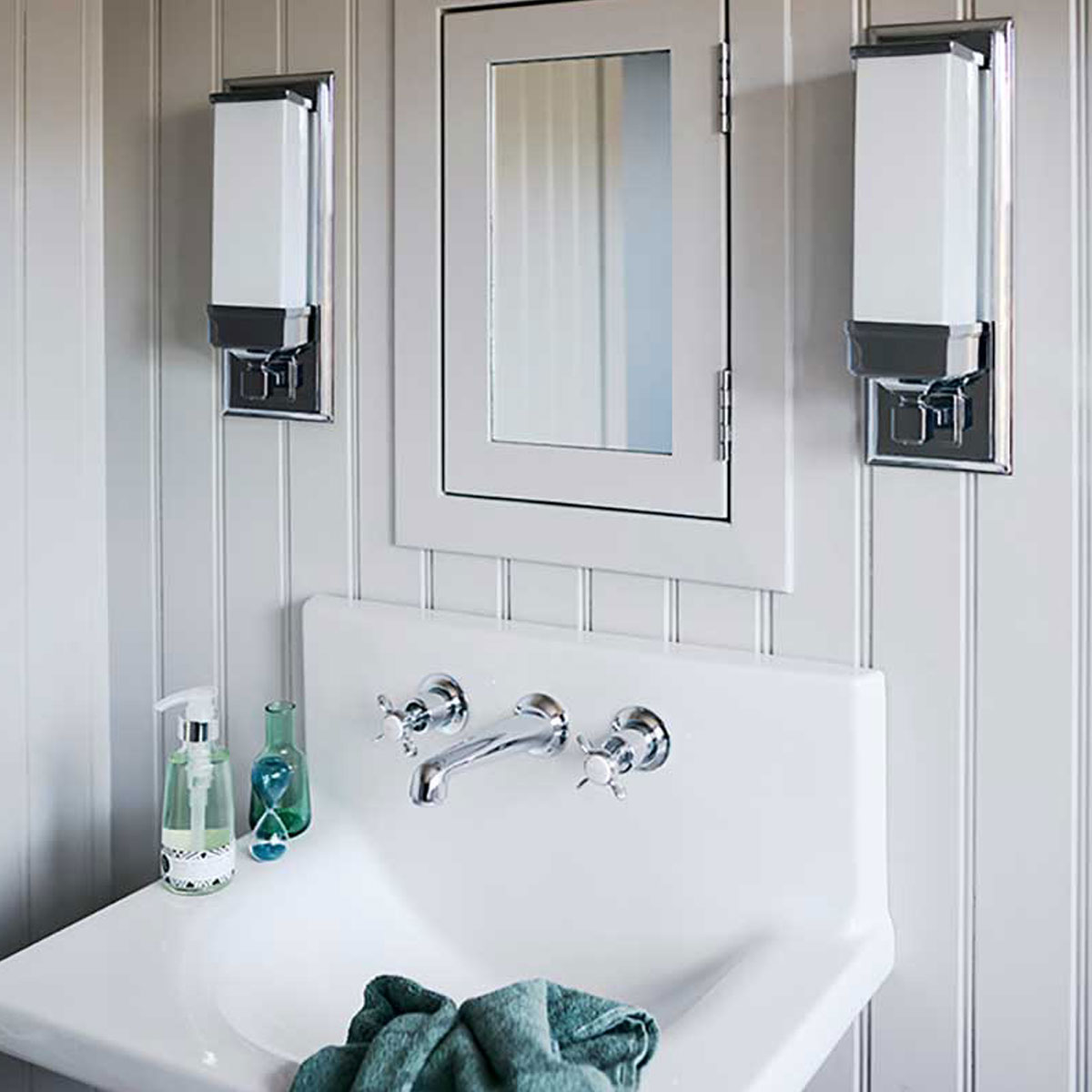 Бра для ванных комнат Elstead Interior, Арт. BATH-CM1