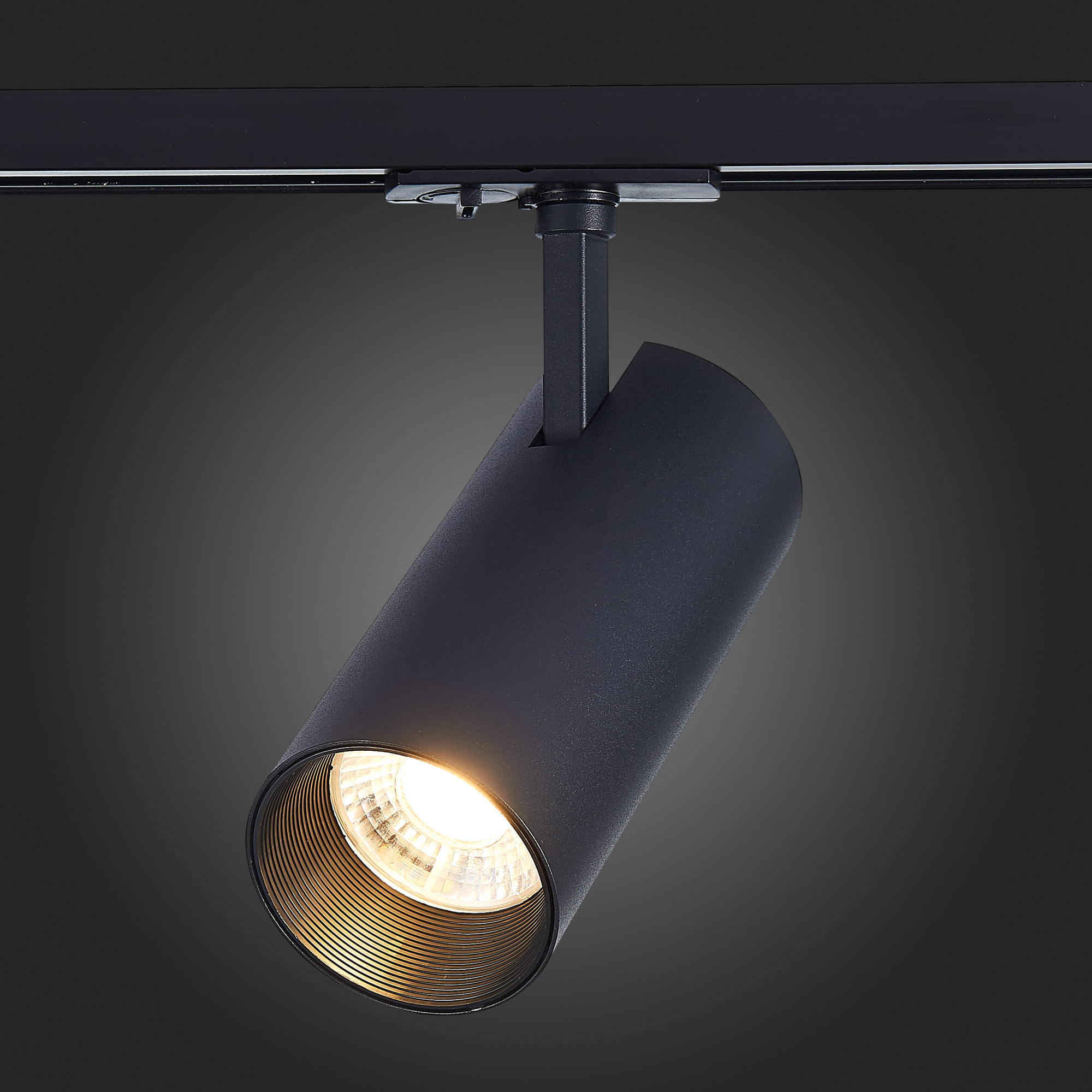 ST350.436.30.24 Св-к трек. Черный LED 1*30W 3000K 2 700Lm Ra?80 24° IP20 L177xW77xH204 100-240V BASE