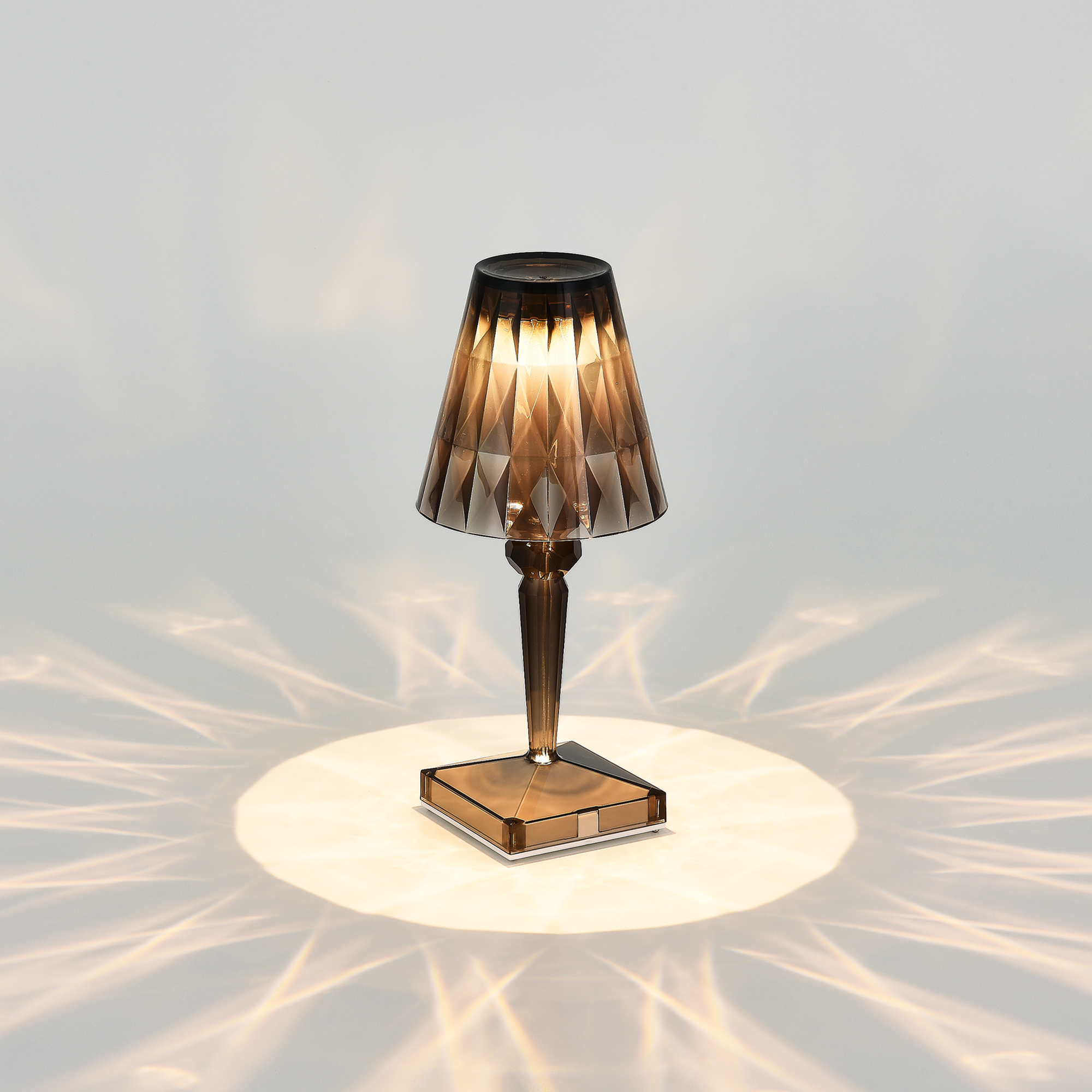 SL1010.734.01 Прикроватная лампа ST-Luce Дымчато-серый/Дымчато-серый LED 1*2W 3000K - 6000K SPARKLE