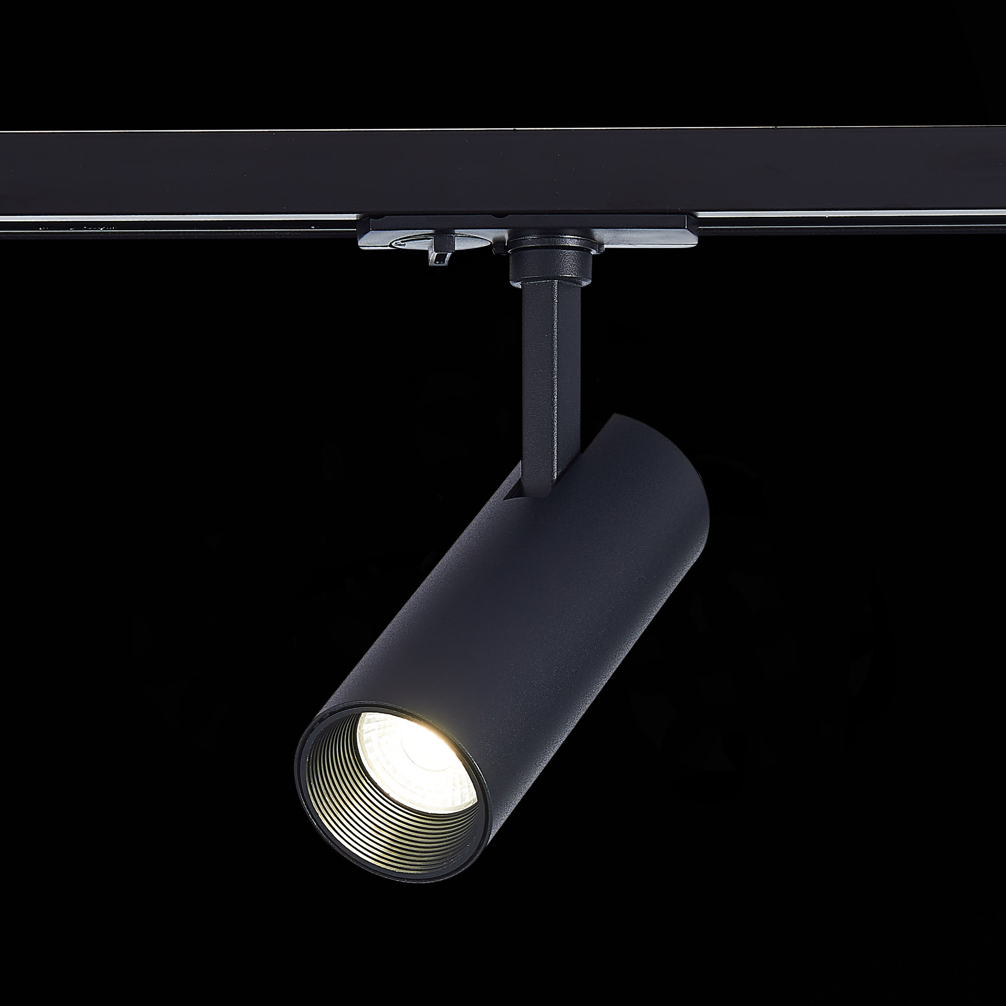 ST350.436.10.24 Св-к трек. Черный LED 1*10W 3000K 900Lm Ra?80 24° IP20 L137xW49xH171 100-240V BASE