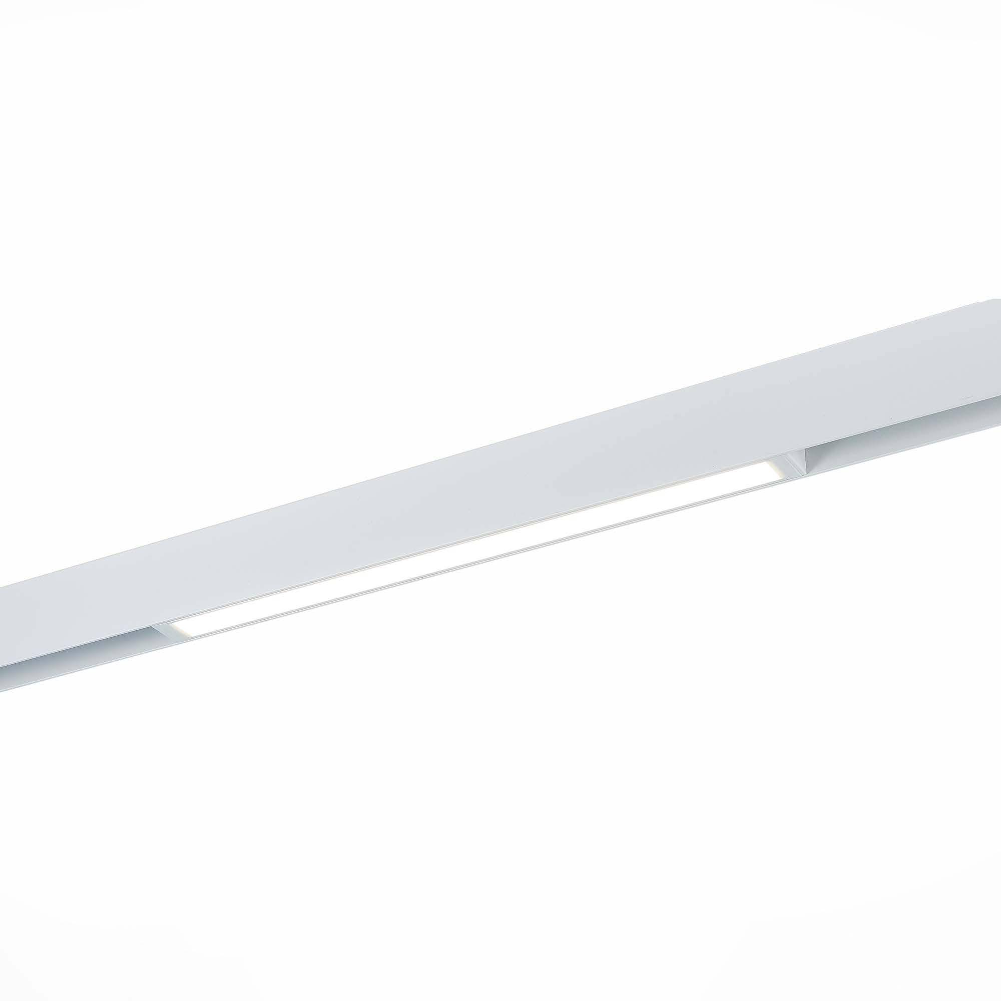 ST657.536.18 Св-к трек. Белый LED 1*18W 3000K 1 470Lm Ra>90 120 IP20 L410xW25xH41 220V SKYLINE 220