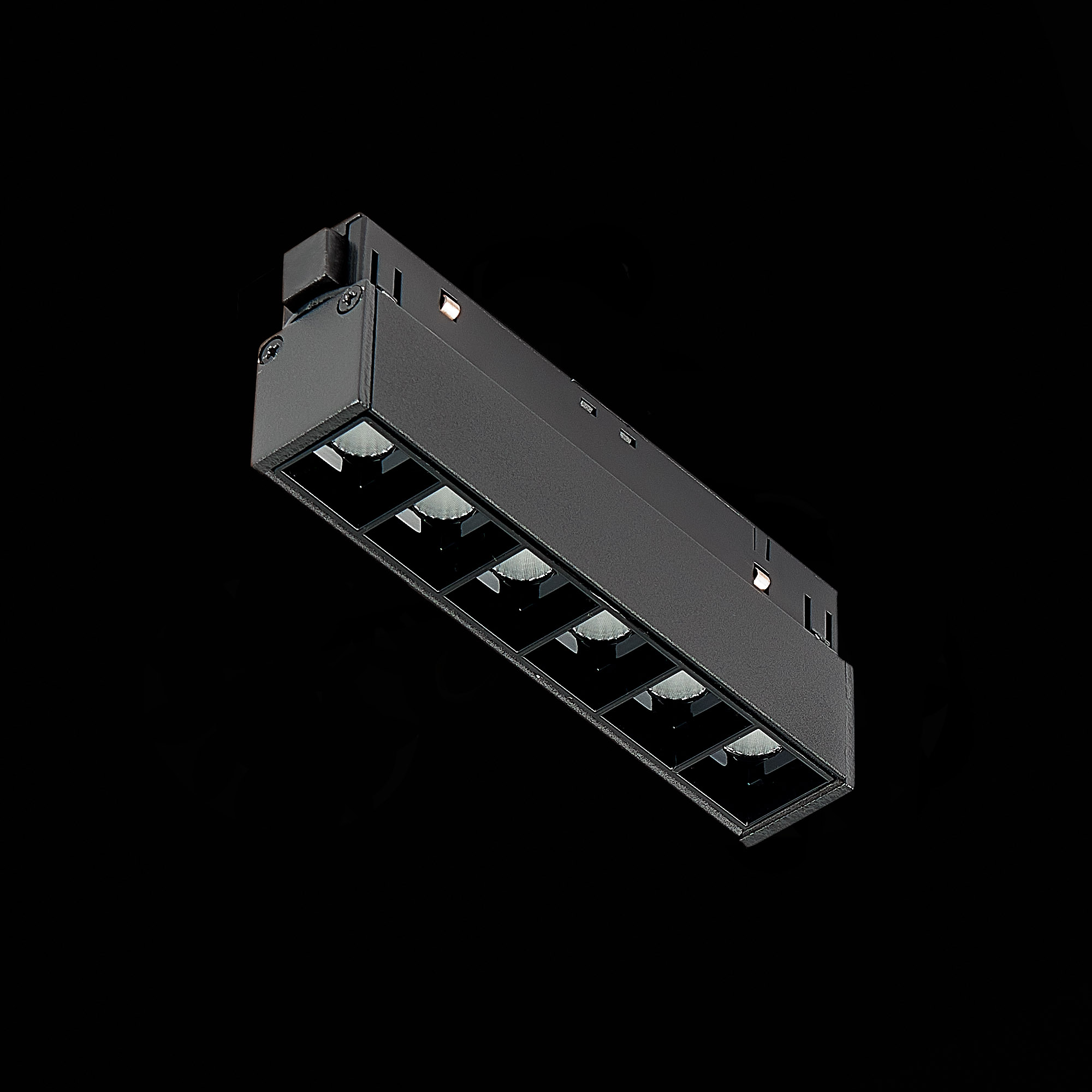 ST361.436.06 Магнитный трековый светильник Черный LED 1*6W 3000K 532Lm Ra>90 36° IP20 L115xW22xH44 4 SKYLINE 48