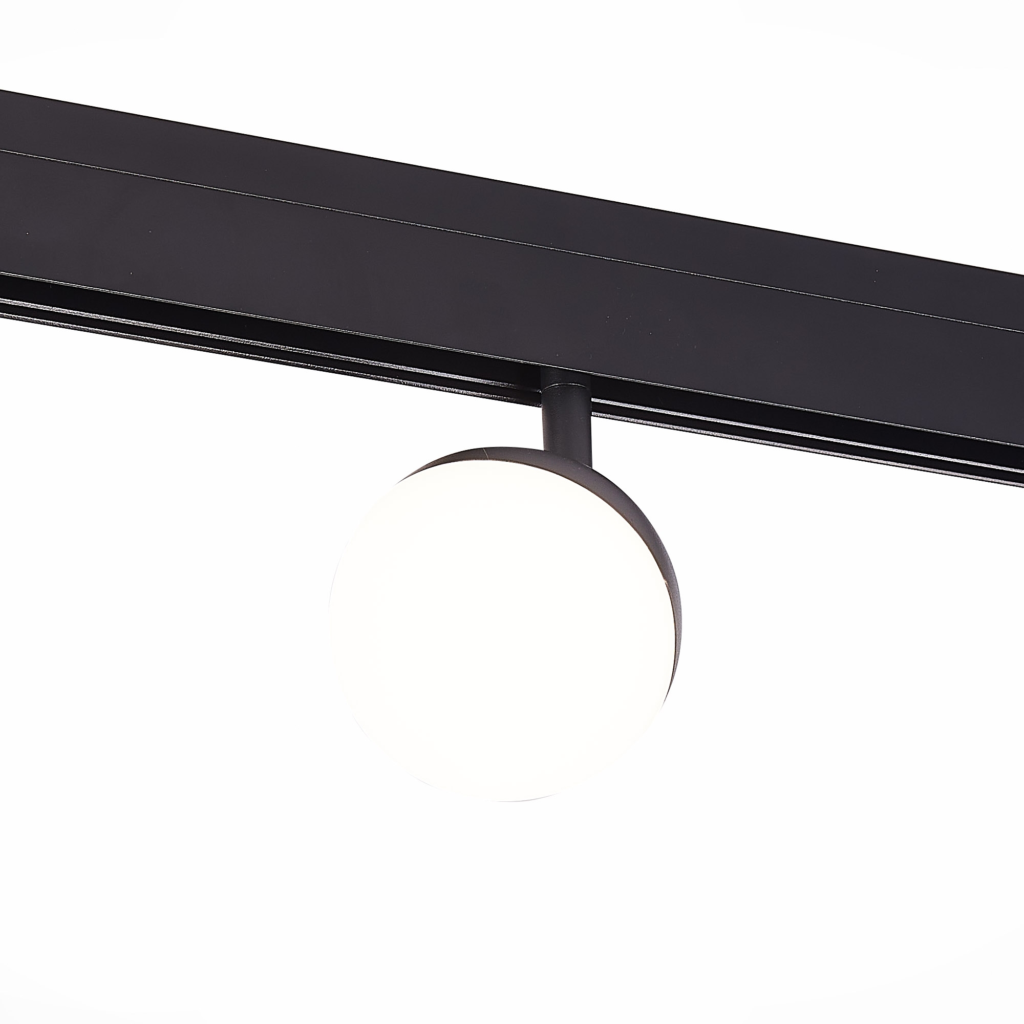 ST358.436.07 Магнитный трековый светильник Черный LED 1*7W 3000K 520Lm Ra>80 120° IP20 L120xW90xH192 SKYLINE 48