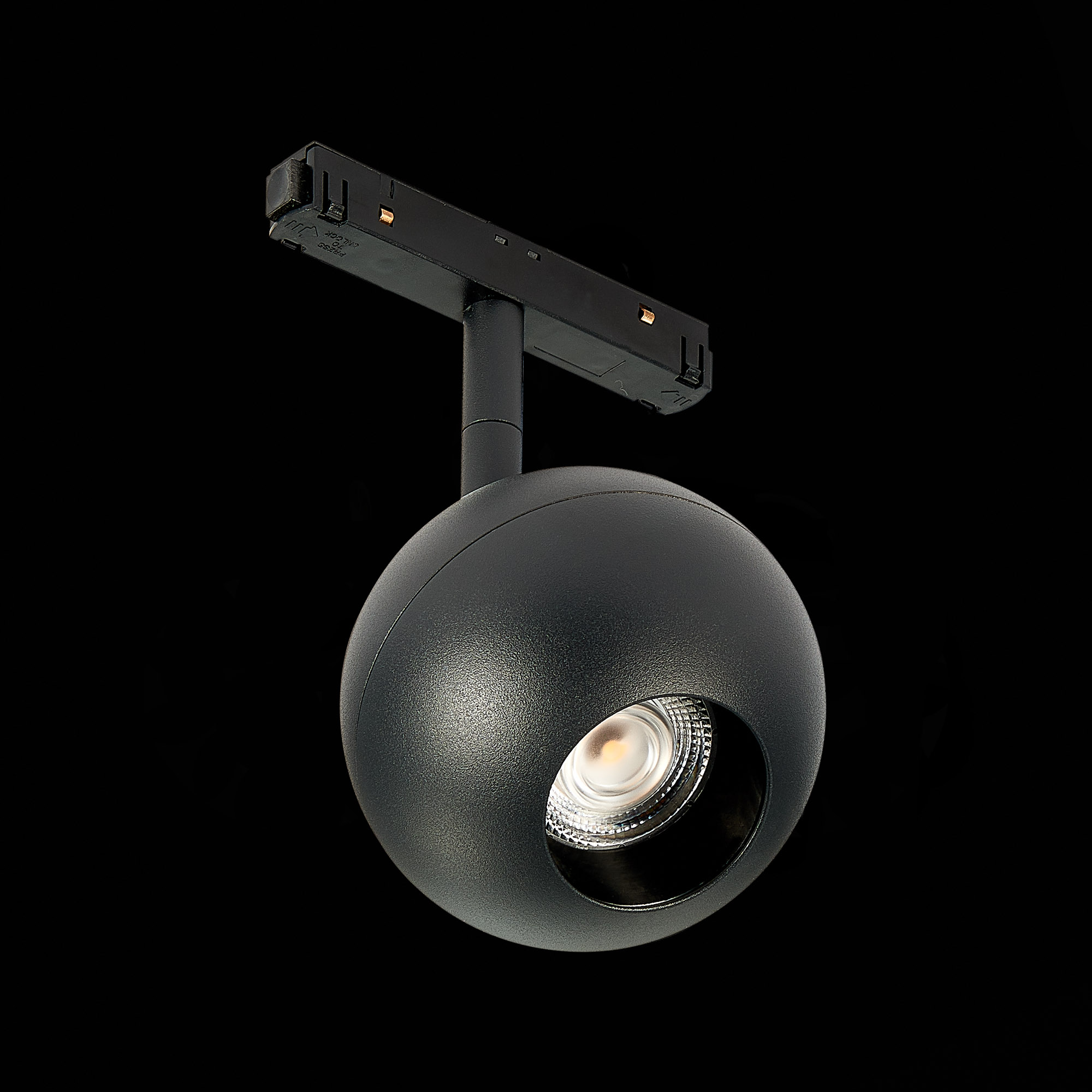 ST354.436.12 Магнитный трековый светильник Черный LED 1*12W 3000K 680Lm Ra>80 36° IP20 L120xW100xH19 SKYLINE 48