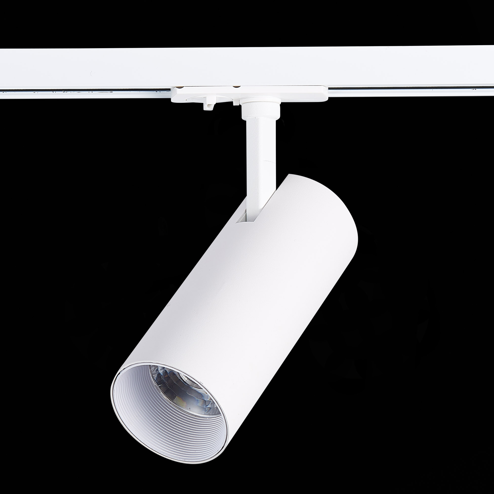 ST350.546.15.24 Св-к трек. Белый LED 1*15W 4000K 1 350Lm Ra?80 24° IP20 L158xW65xH193 100-240V BASE