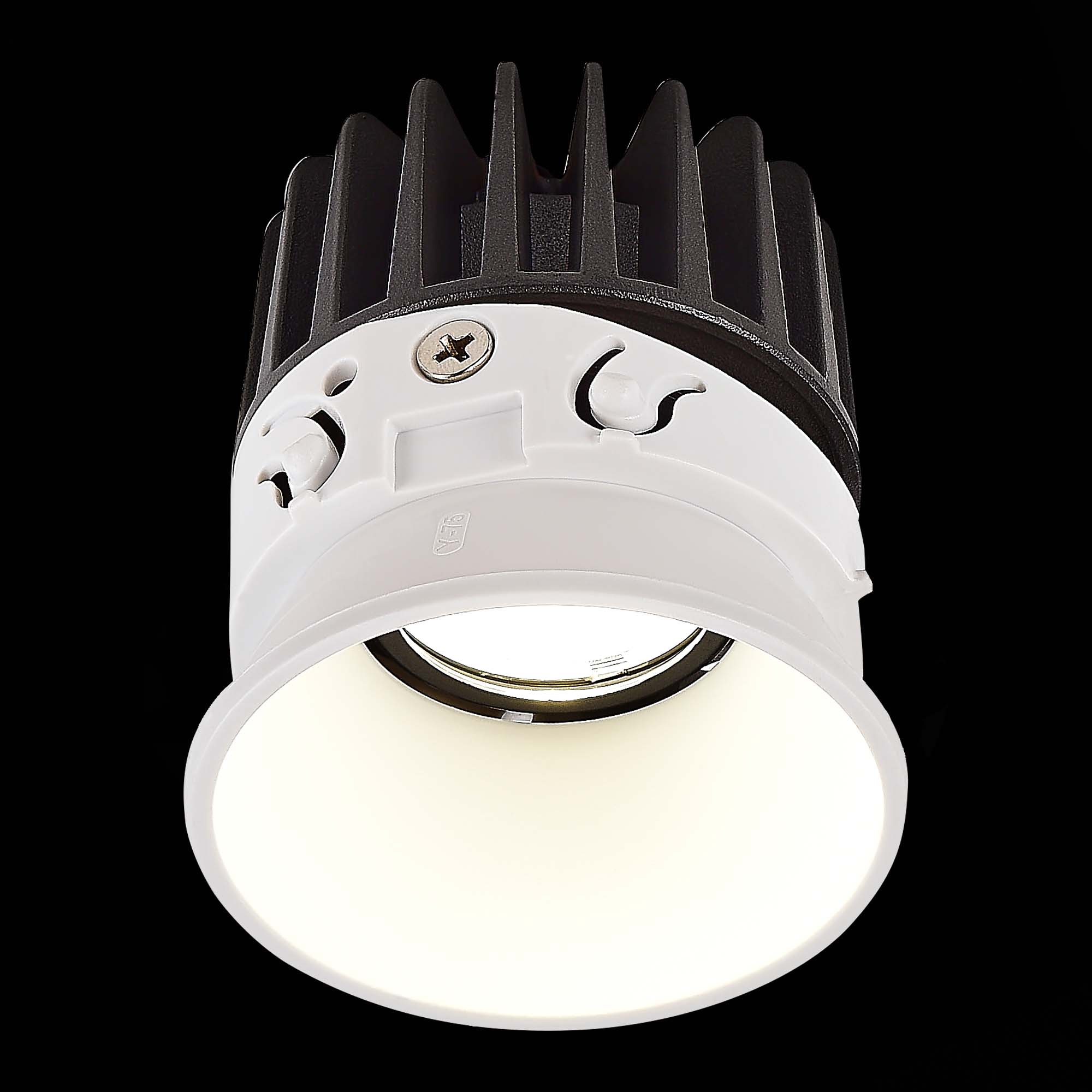 ST851.538.07DALI Светодиодный модуль Белый LED 1*7W 3000K 560Lm Ra90 36° IP20 D69xH75 220-240V SHIFT