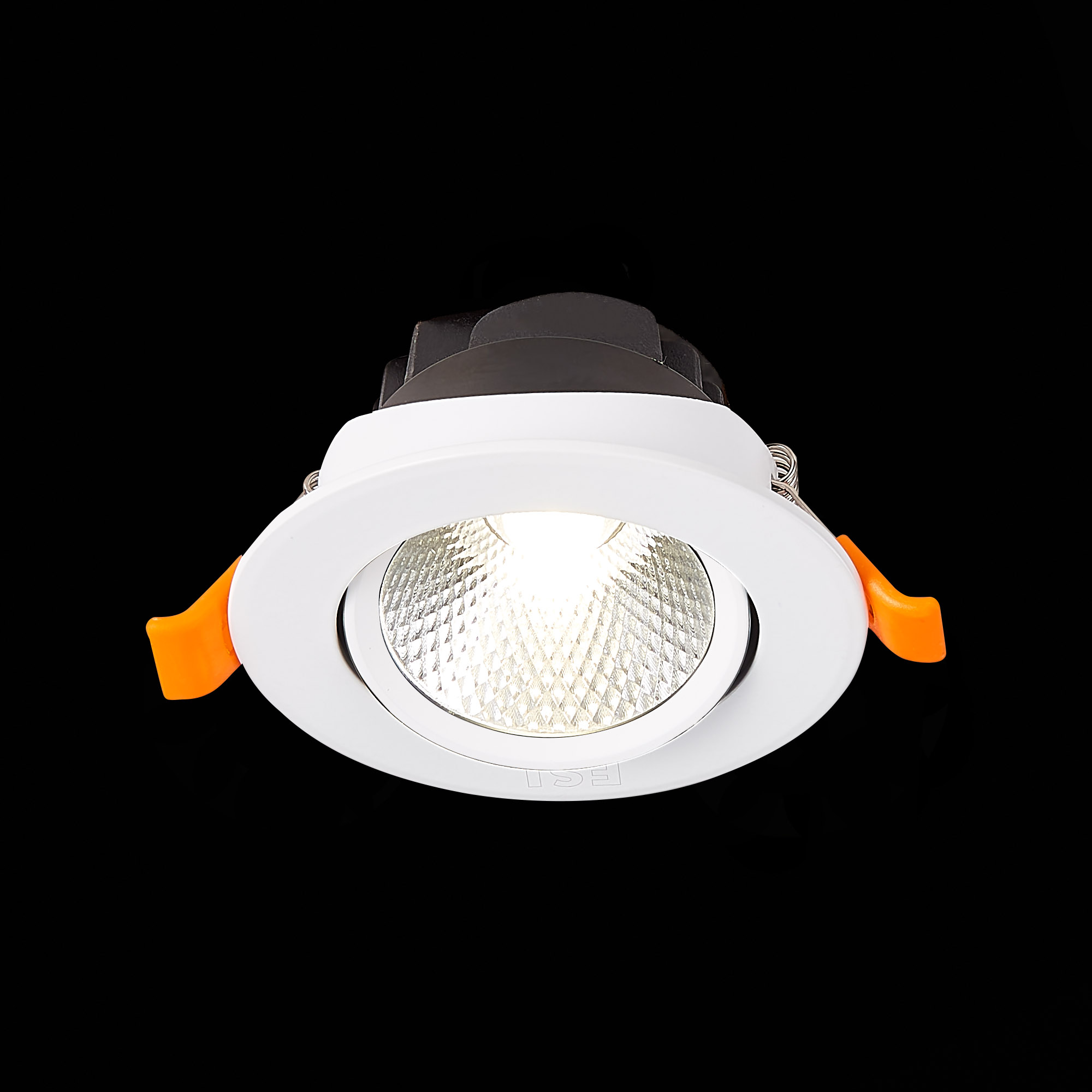 ST211.548.06.24 Св-к встр. Белый LED 1*6W 4000K 480Lm Ra80 24° IP20 D86xH50 220-240V Встраиваемые светильники