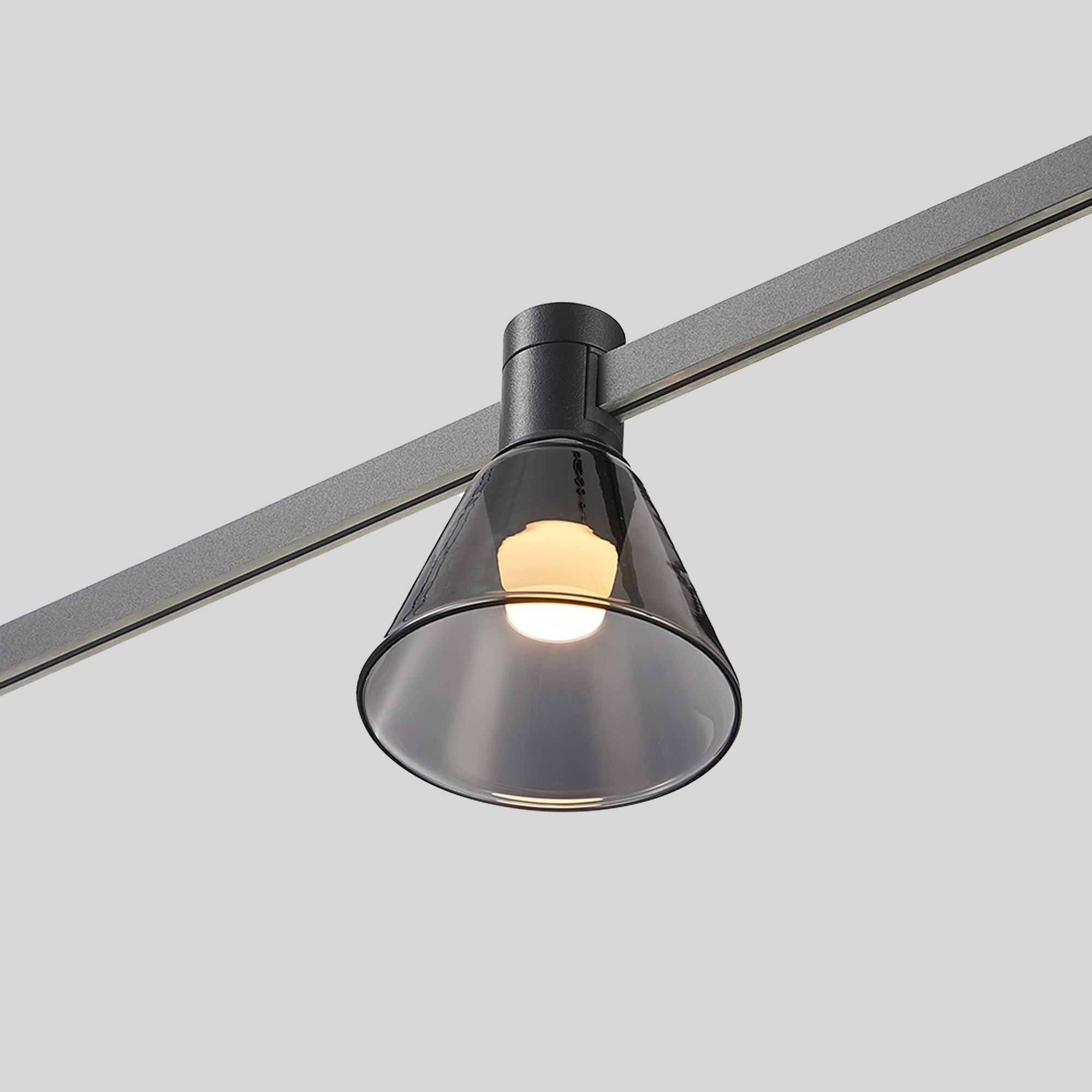 ST814.406.03 Магнитный трековый светильник FARM Черный LED 1*3W 3000K 78Lm Ra90 120 IP20 D90xH102 24 FARM